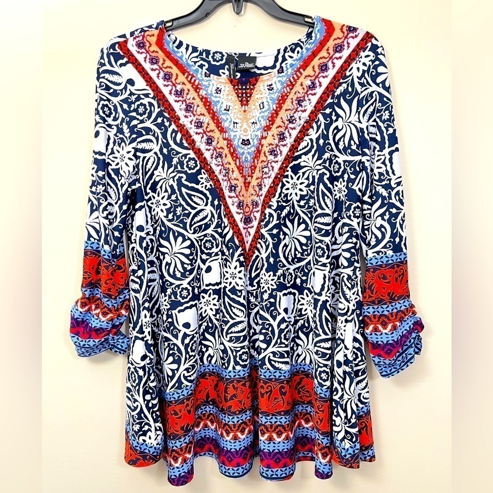 Floral Red White Blue Blouse size PL, NWOT